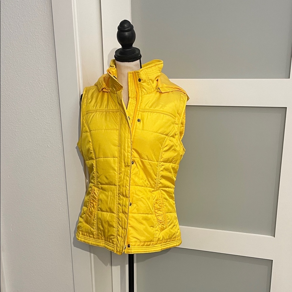 New York & Company Sunny Yellow Quilted Vest